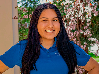 Headshot of Nataly Hernandez